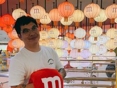 -m豆巧克力世界(上海世茂广场店)