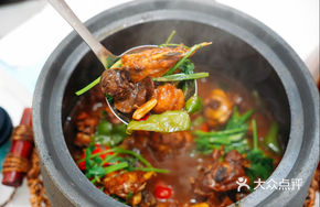Clay Pot Stewed Chicken