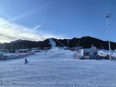 -丝绸之路山地度假区滑雪场