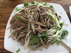 -溢心园香河肉饼总店