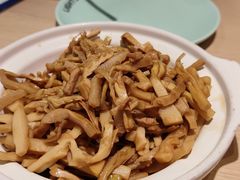 砂锅香脆笋-吕氏疙瘩汤·海鲜新鲁菜(凯德mall新都心店)