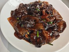 -乔家小院•非遗驴肉•本地小海鲜(滨河路店)