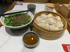 -馋三尺蟹粉小笼(人民广场店)