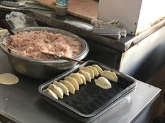 -黄阿姨锅贴大王(万航渡路店)