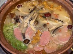 -阿婆情腊排骨火锅(金虹路店)