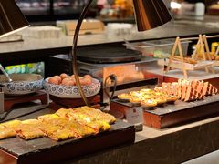 现场制作的煎饼果子-康莱德酒店·美庭自助餐厅