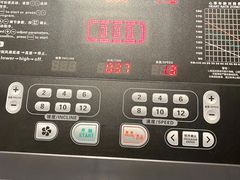 -涨巢·潮玩水疗局