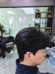 -藤野造型烫染·漂发