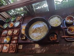 -银米·云南传统过桥米线(双廊黑金冠店)