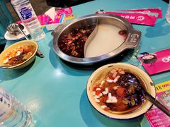 -蜀巷弯弯串串香(长春总店)