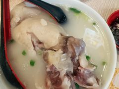 -雷祖芳老妈蹄花店