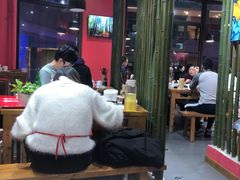 -牛华八婆麻辣烫(龙湖U城店)