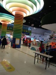 -玩塾品格乐园(宇宙太空龙旗店)