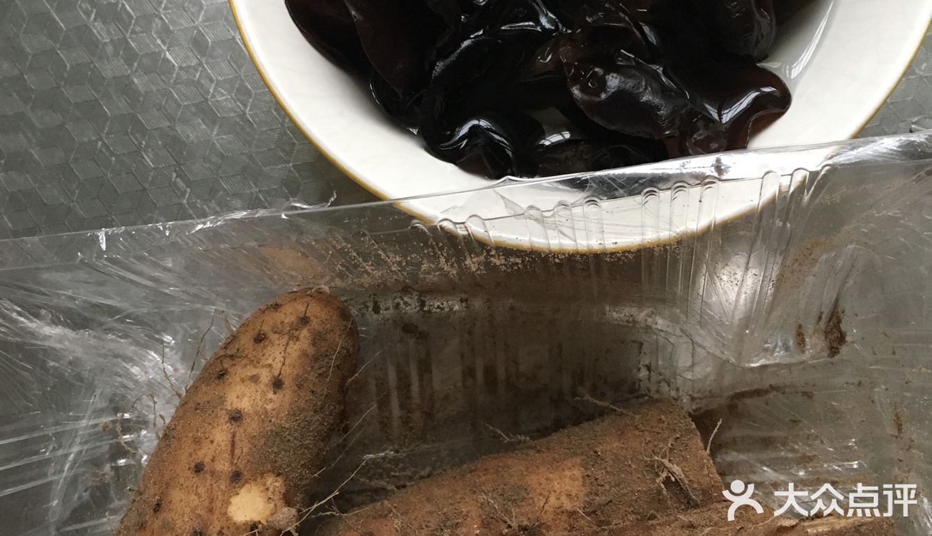 好吃哒哒的木耳山药牛肉片
