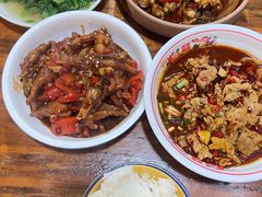 -老三样·美食研究中心(世贸路店)
