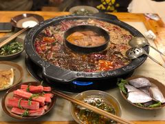 纯牛油锅底-黄潇洒老火锅(九眼桥宏济巷店)