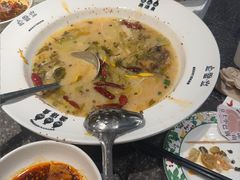 -渔语鱼新川菜Bistro(万象天地店)