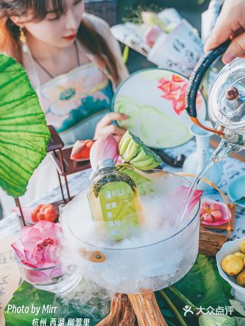 西湖边新中式下午茶天花板了！
