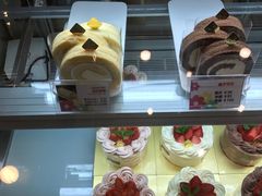 -花花卷卷·鲜食蛋糕(静安久光百货店)