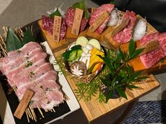 -山川小町·极番烧肉(新地假日广场店)