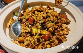 Oil-Steamed Seafood Pot