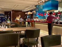 -咖啡苑自助餐厅·中国大饭店