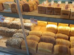 -红星前进面包牛奶公司(君太店)