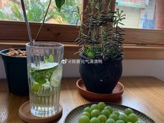 -In Cafe隐食研室
