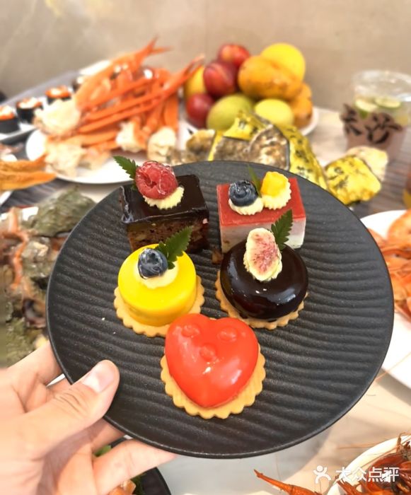 长沙三景韦尔斯利酒店·Oval全日制餐厅自助餐图片