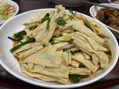 -德意酒楼·盐焗鸡非遗传承菜(德源店)