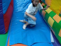 -蒙特利亲子乐园