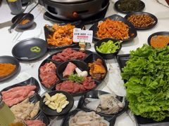 -啊美丽炭火烤肉(滑翔一店)
