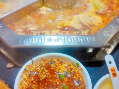 -佬土鹅肠火锅(扬中步行街店)