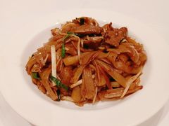 干炒牛河-稻香酒家·34年老字号·港式粤菜(汉街店)
