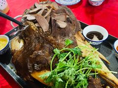 鸿运牛头-伟记牛蹄(道滘店)