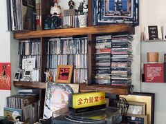 -巴浪鱼咖啡馆 Local Fish