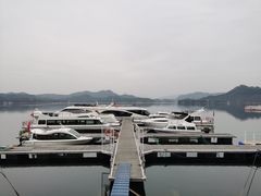 -千岛湖希尔顿休闲艇俱乐部