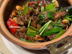 -八府香鸭·啫啫煲(华山路店)