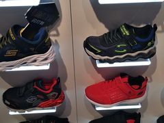 -斯凯奇(南北大街凯德mall店)