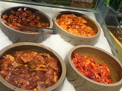 -金滏山·烤肉海鲜火锅自助(襄阳万达店)