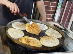 -安工大饼庞家肉饼