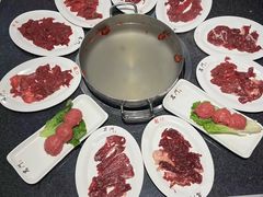 -名门潮牛·鲜牛肉海鲜火锅.烧烤自助餐厅(诚丰广场店)
