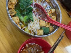 -柳州肥姨妈大骨螺蛳粉(沙河店)