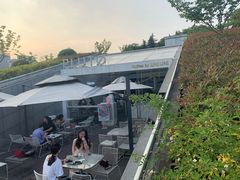 -UNI UNI(环亚凯瑟琳店)