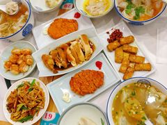 -财兜兜大黄山小馄饨