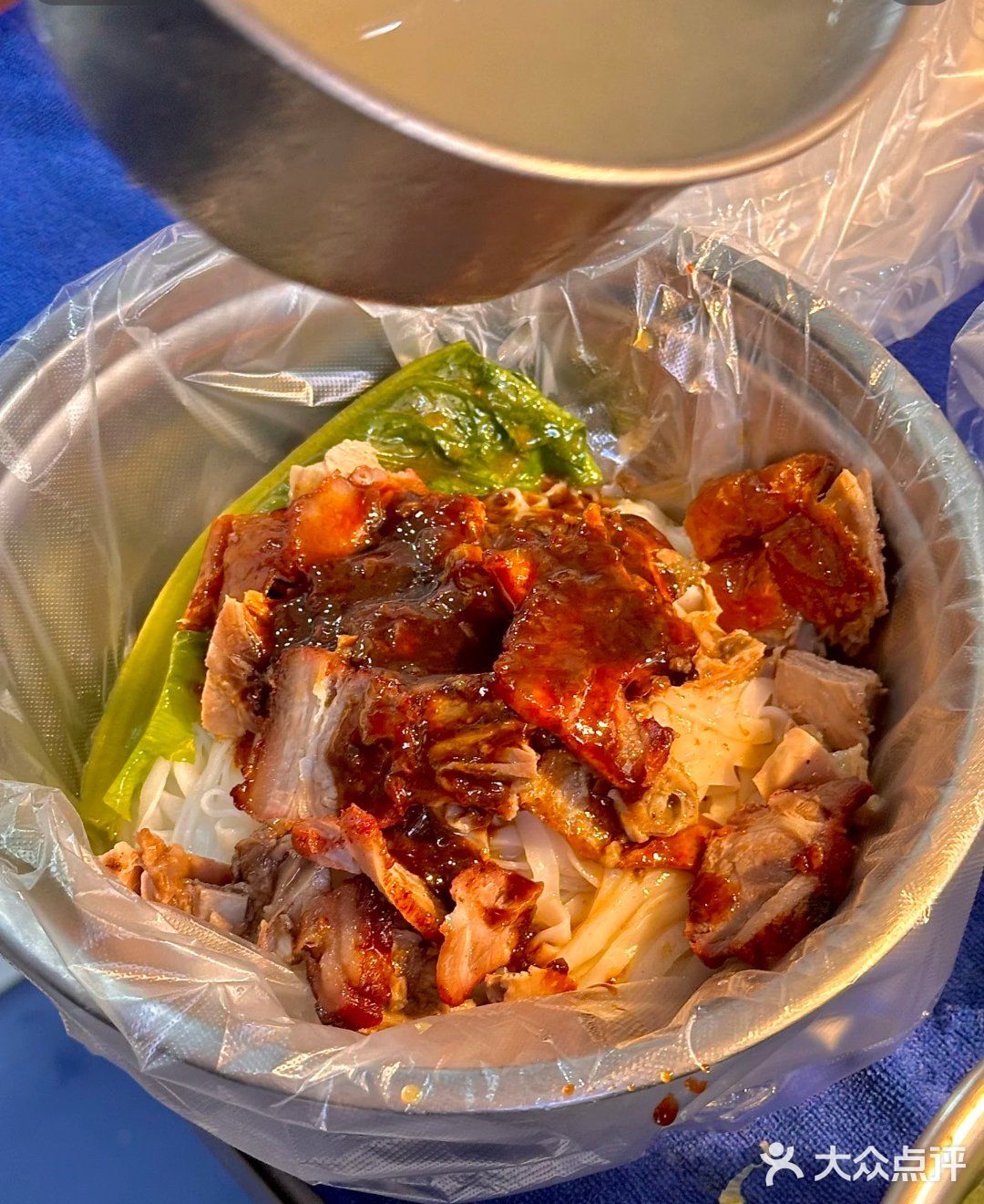 同和觅食｜今天吃什么【粤脆香烧鸭粉】 
