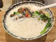 -鲜越鲜鱼粉(财富购物中心店)