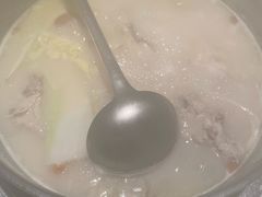 -煲王粤菜餐厅(中侨中心店)