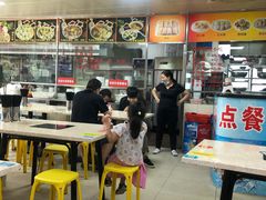 -华威达牛庄(黄埔大道西店)