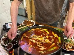 -鸿顺老铁锅美蛙鱼府(解放碑店)